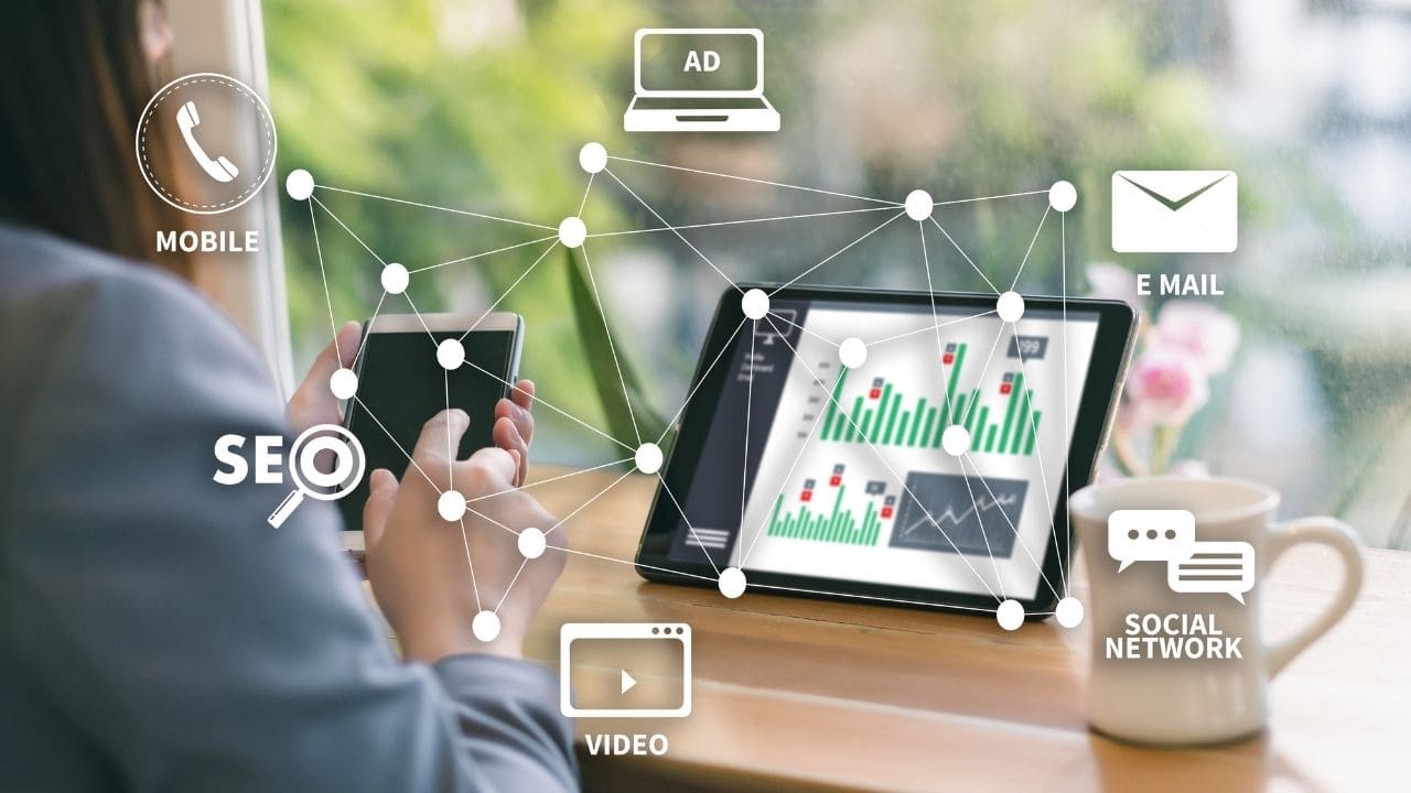ilustração mostrando o que é marketing digital