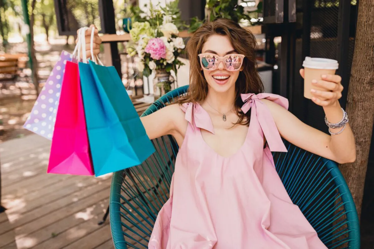 Lojas abertas perto de mim.