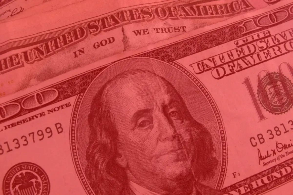 Banco central intervém e dólar cai para R$ 6,12