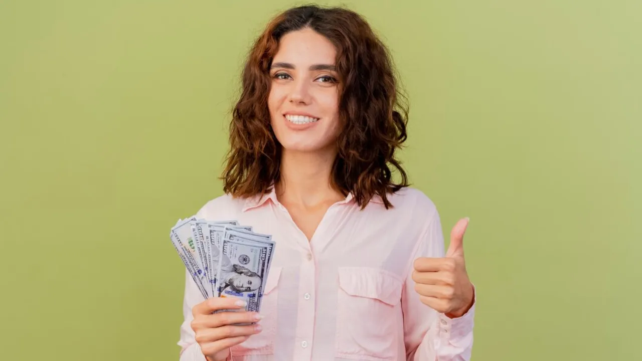 o que vender para ganhar dinheiro com pouco investimento