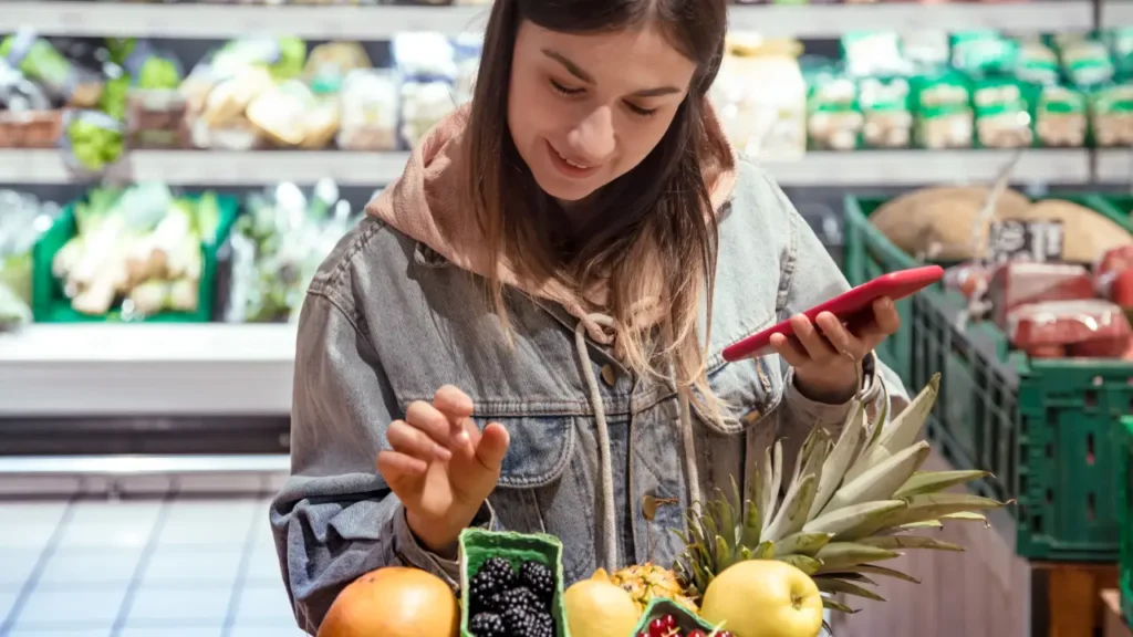 Como economizar dinheiro com listas de supermercado